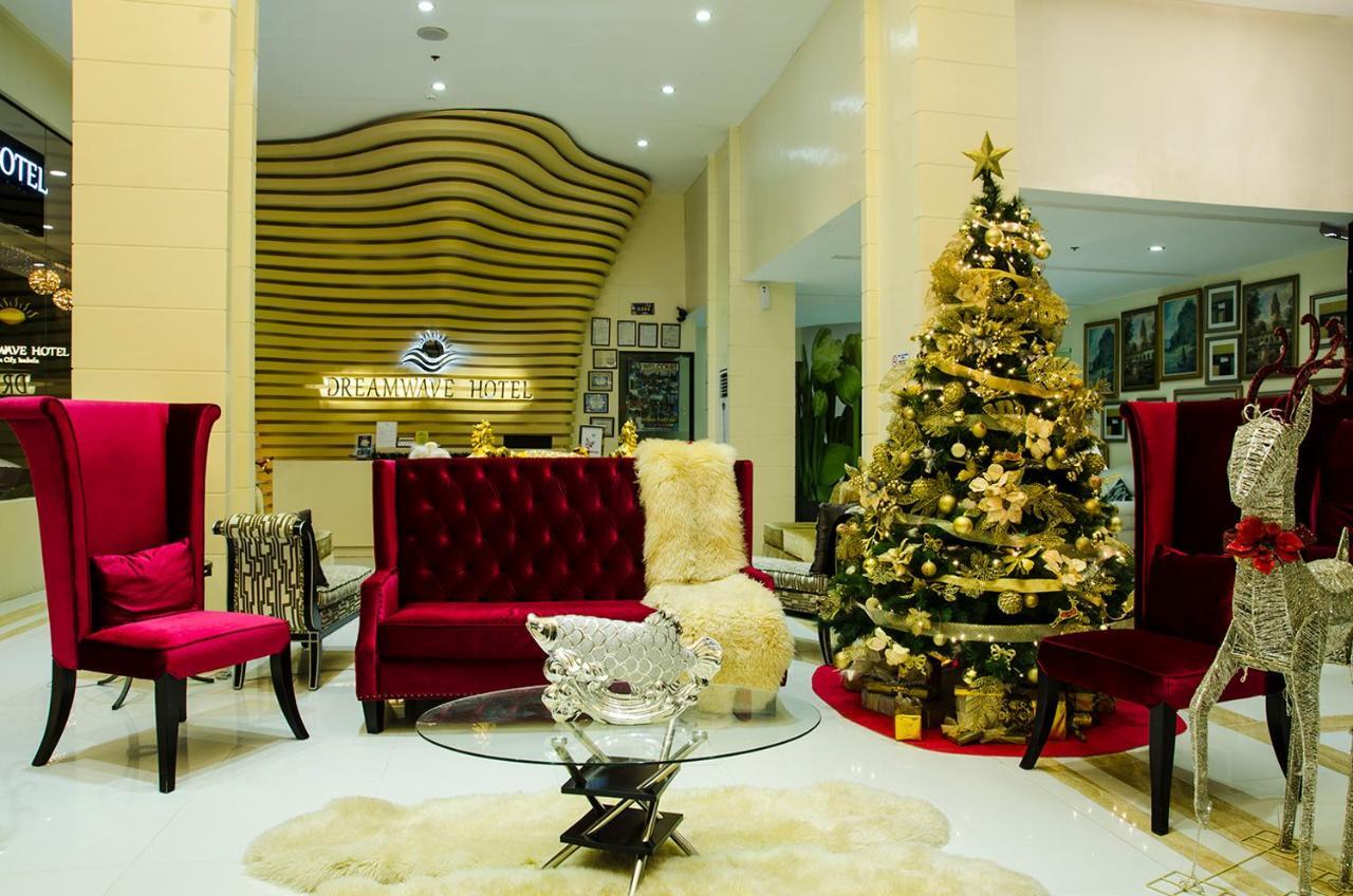 Dreamwave Hotel Ilagan Bagian luar foto