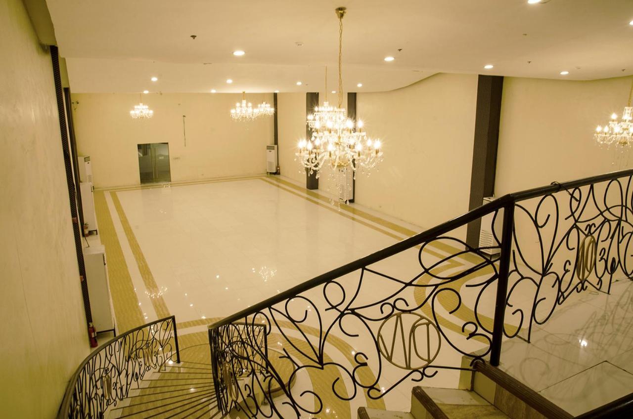 Dreamwave Hotel Ilagan Bagian luar foto